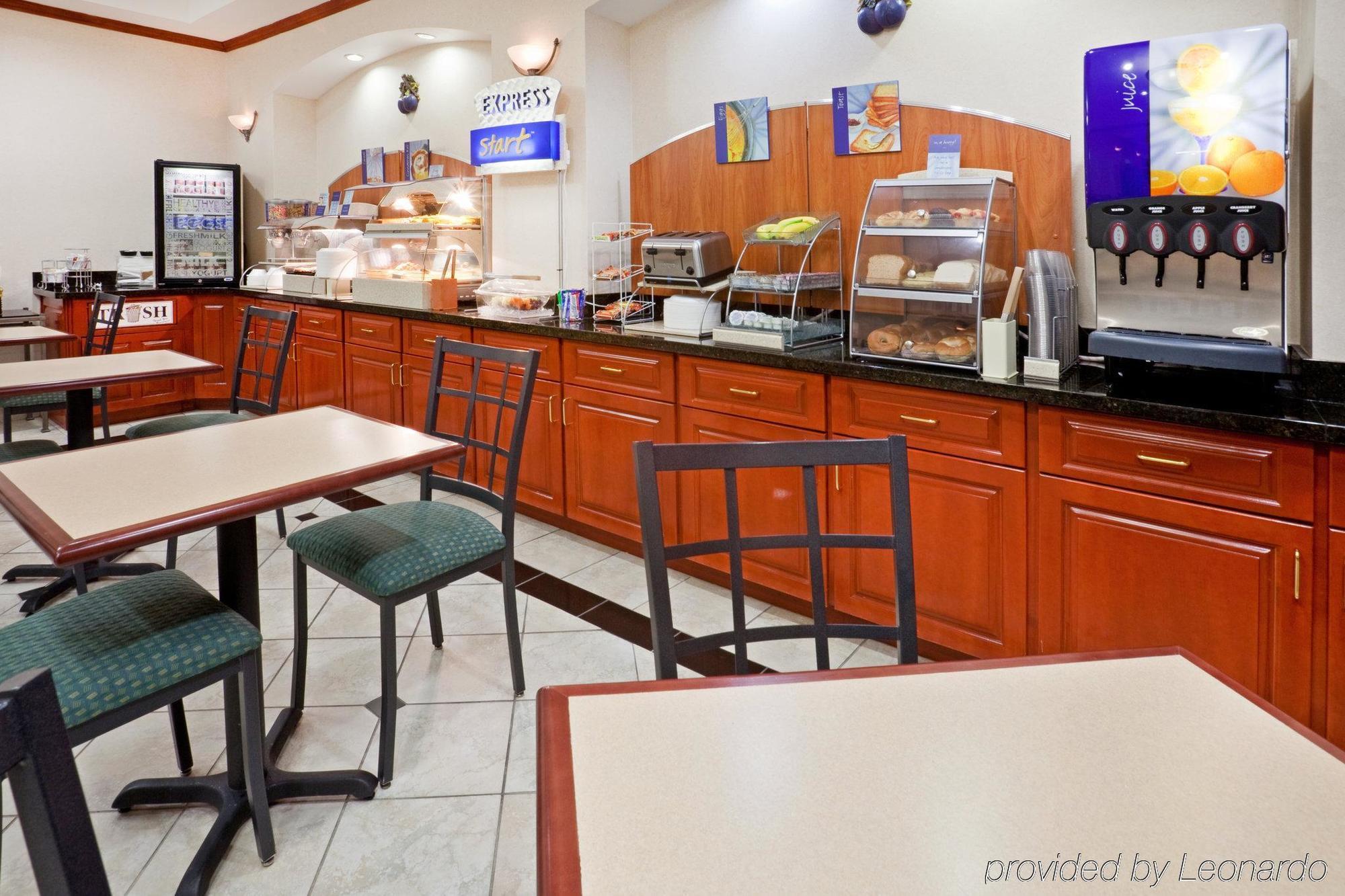 Holiday Inn Express Hotel & Suites Dallas - Grand Prairie I-20 By Ihg Dış mekan fotoğraf