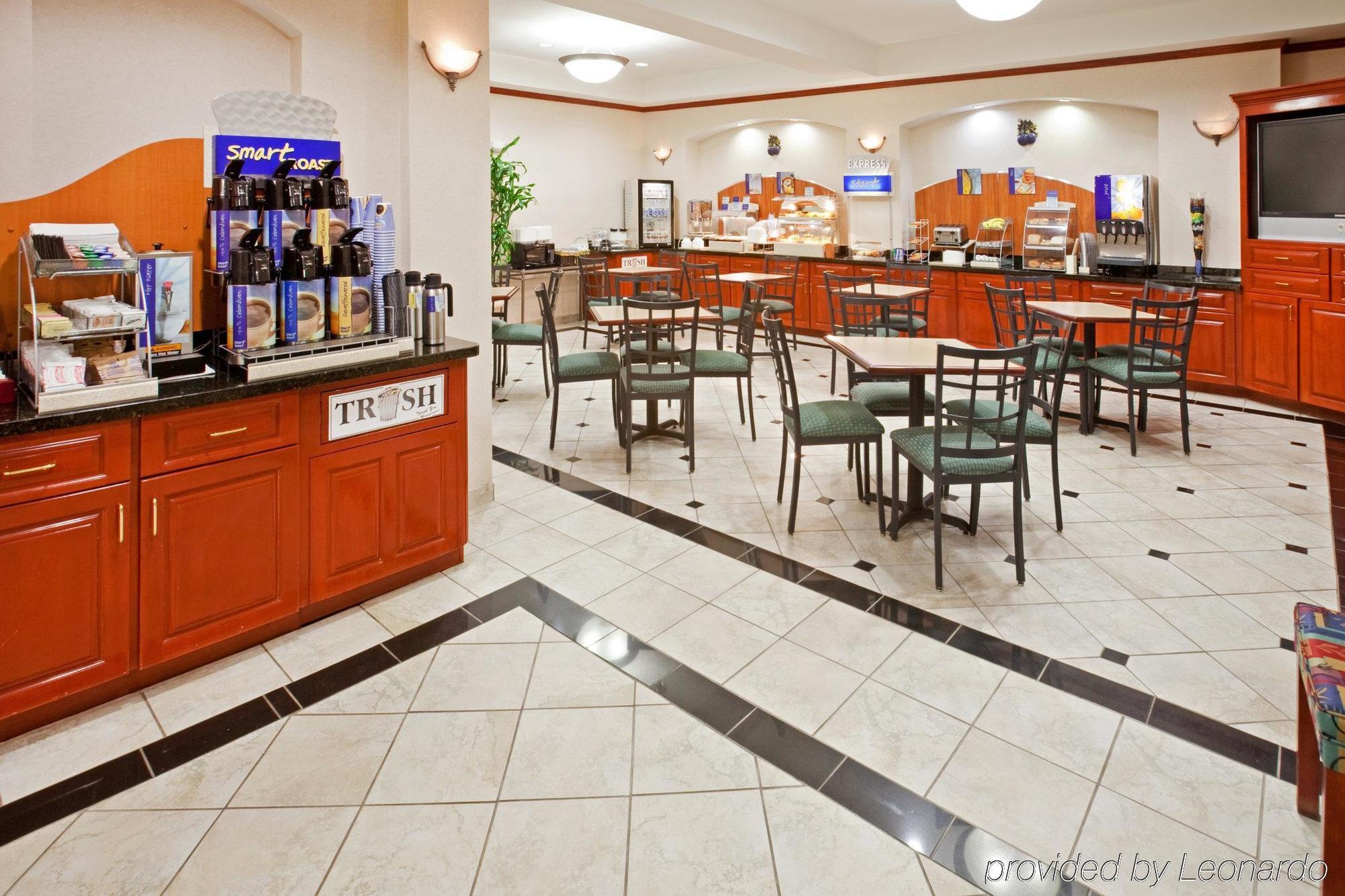 Holiday Inn Express Hotel & Suites Dallas - Grand Prairie I-20 By Ihg Dış mekan fotoğraf